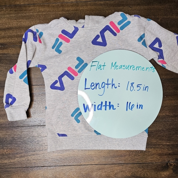 FILA 》 Kids Hooded Sweatshirt with All-Over Logo Print - Picture 3 of 3